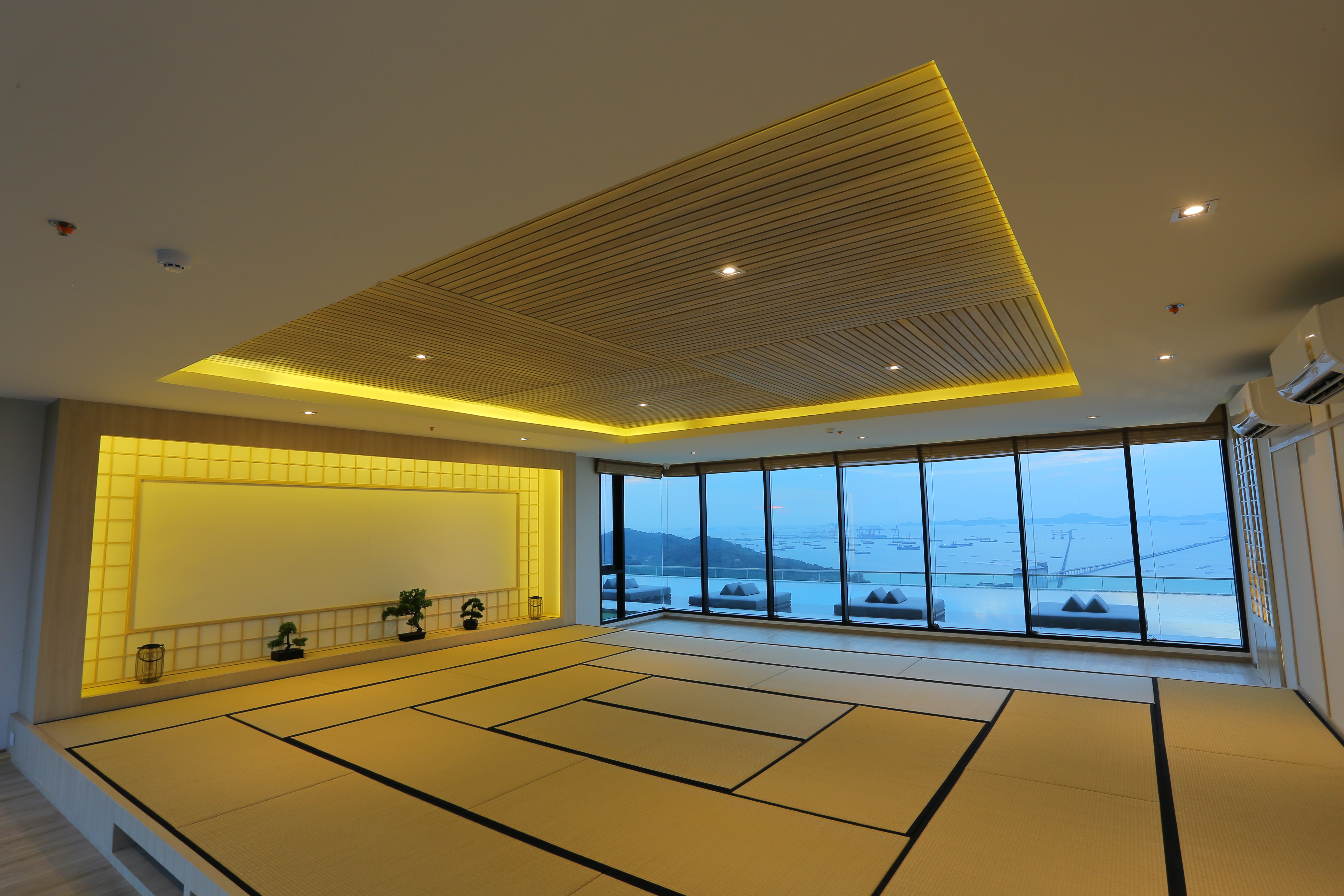 Tatami Room