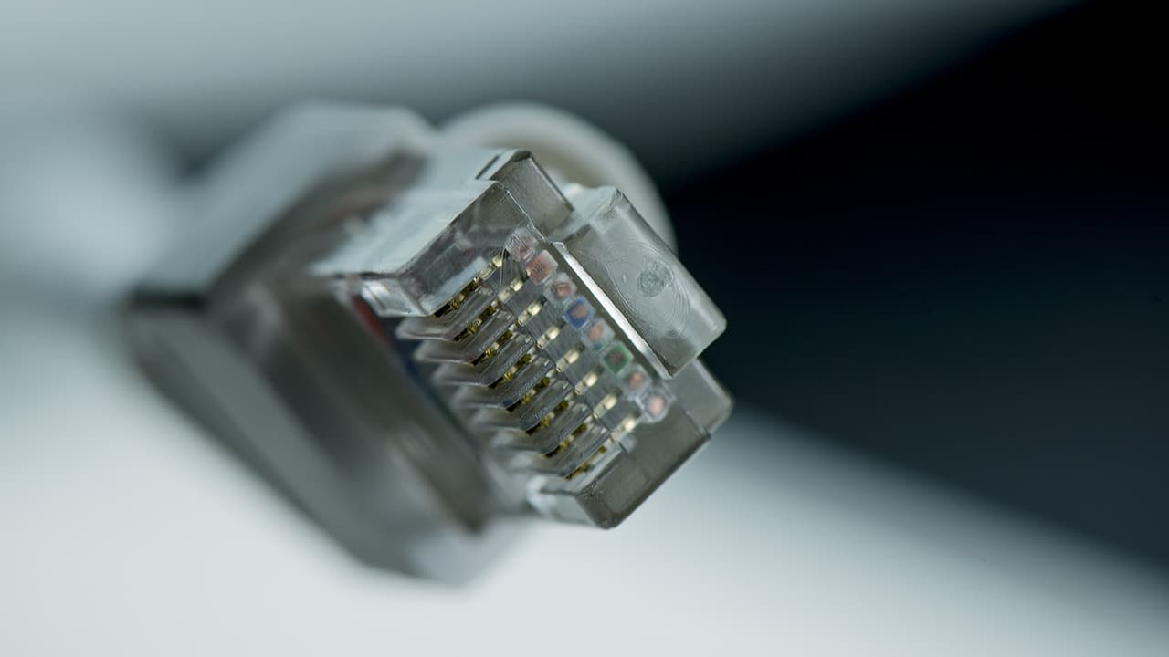 ใช้ Router เพิ่มขึ้น